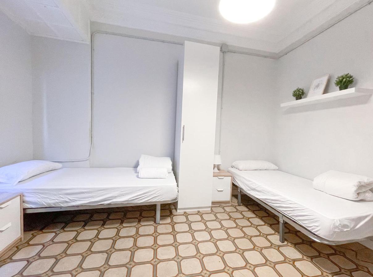 Az The Old Town Hostel - Coliving Zaragoza Exterior photo
